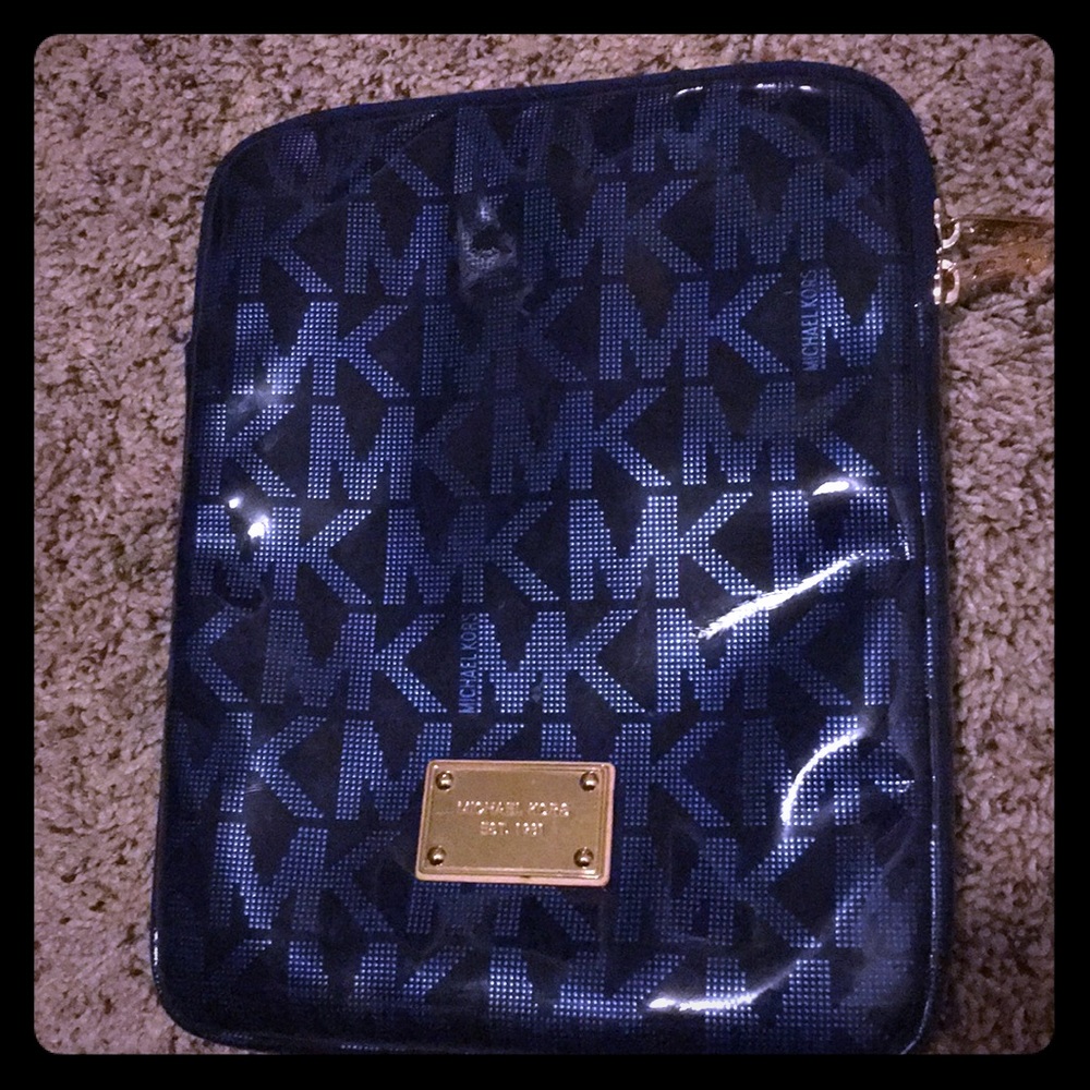 Tablet case
